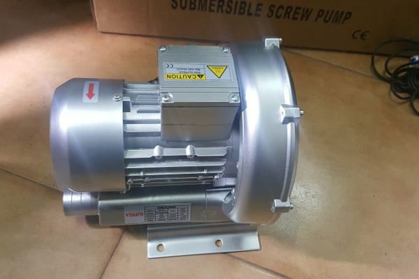 Máy Sủi Oxy Công Suất Lớn Không Ồn Cho Hồ Cá,Tôm Giá Rẻ 226 may thoi khi con so 2