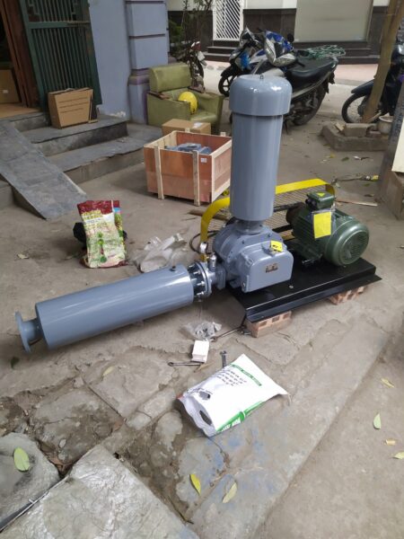 Máy thổi khí là gì? Top 2 loại máy thổi khí sử dụng nhiều nhất 18 z1768620024766 4f3b873bb314d603b1cac0f2e68e756a 450x600 1